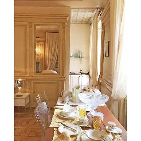 アパート Palazzo Stampa For Holidays